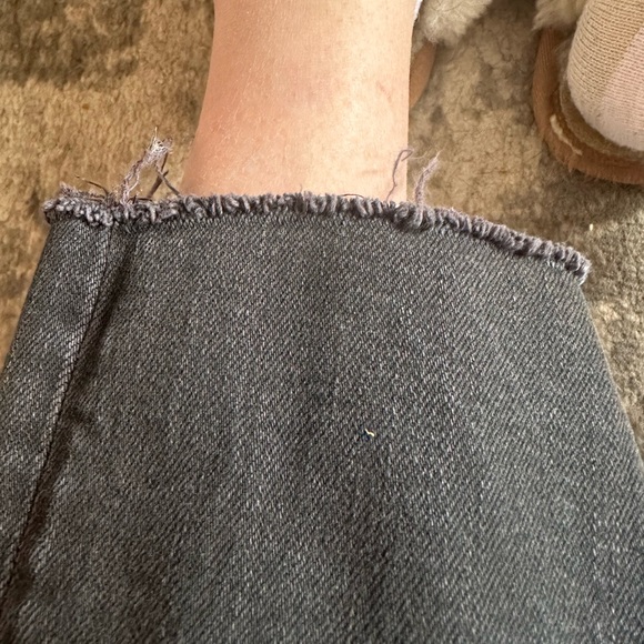 Black Levi’s size 29 raw ham button closure - Picture 2 of 5